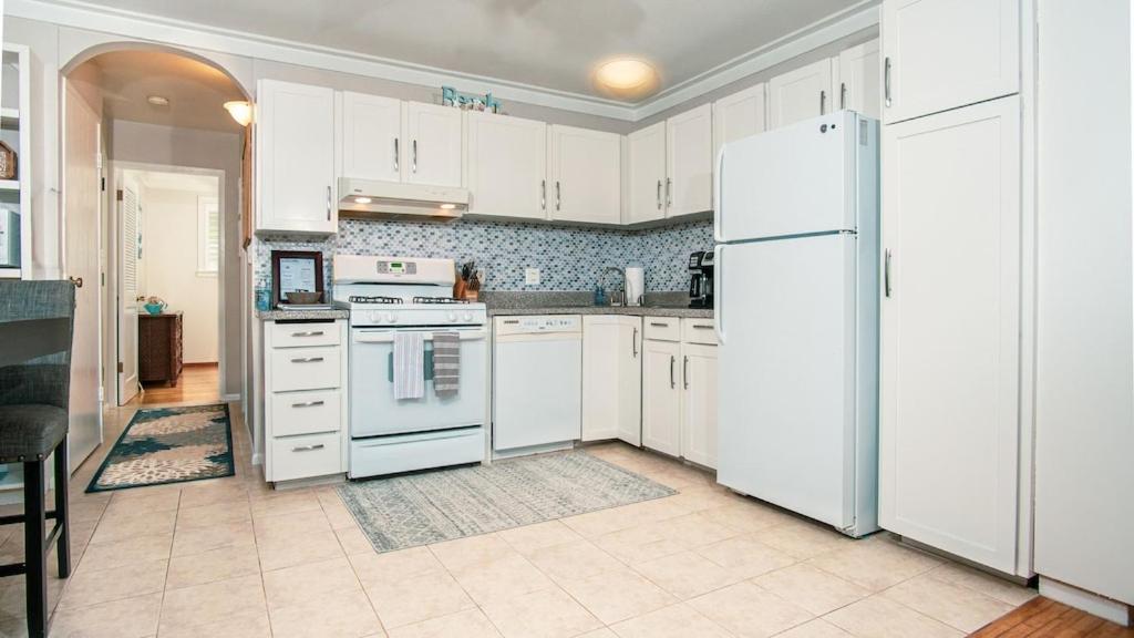 Apartamento Molokai Island Retreat With Beautiful Ocean Views And Pool - Newly Remodeled! Ualapue Exterior foto