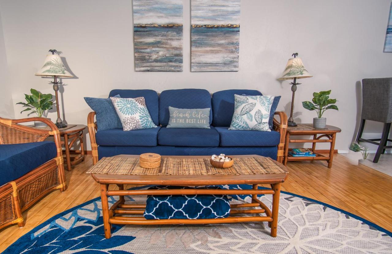 Apartamento Molokai Island Retreat With Beautiful Ocean Views And Pool - Newly Remodeled! Ualapue Exterior foto