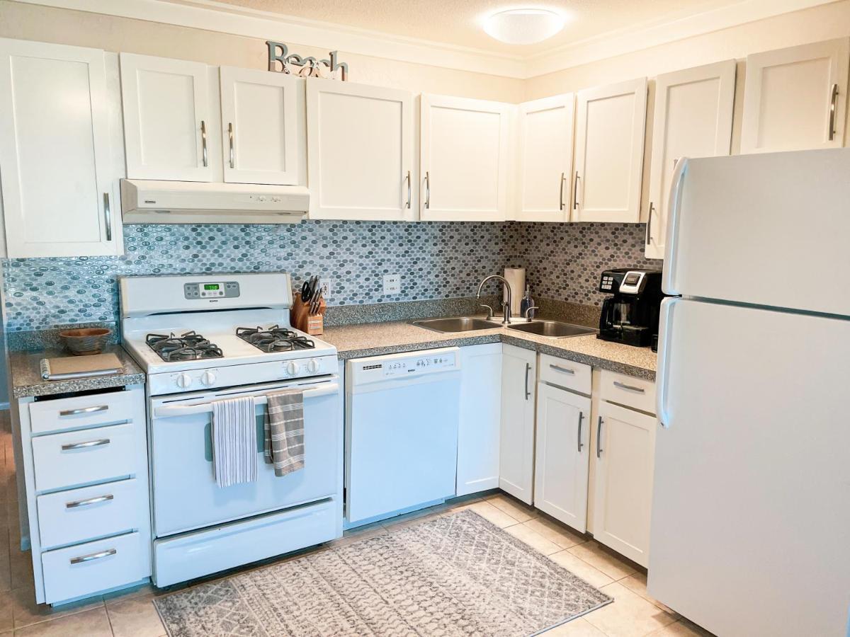 Apartamento Molokai Island Retreat With Beautiful Ocean Views And Pool - Newly Remodeled! Ualapue Exterior foto