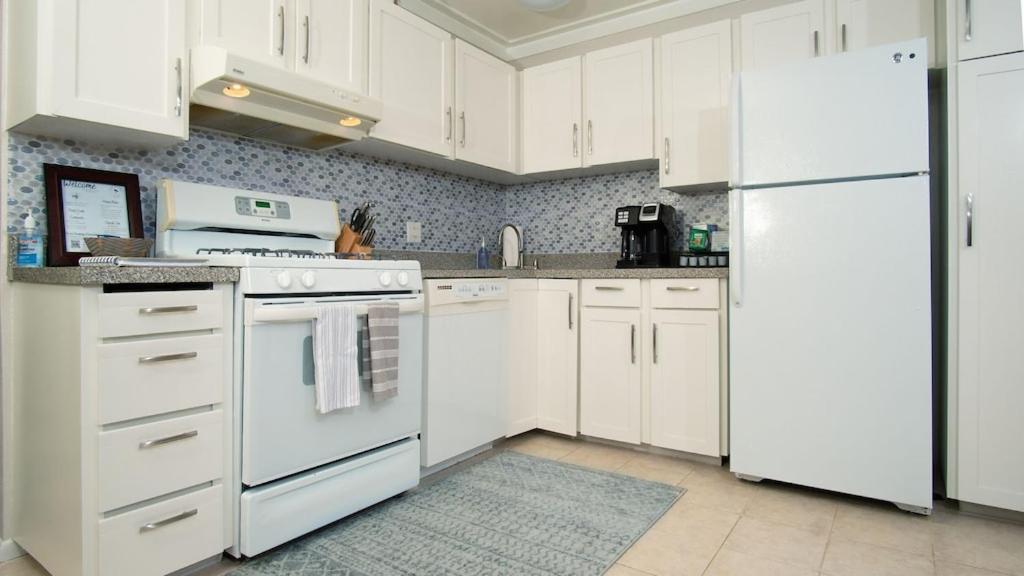 Apartamento Molokai Island Retreat With Beautiful Ocean Views And Pool - Newly Remodeled! Ualapue Exterior foto